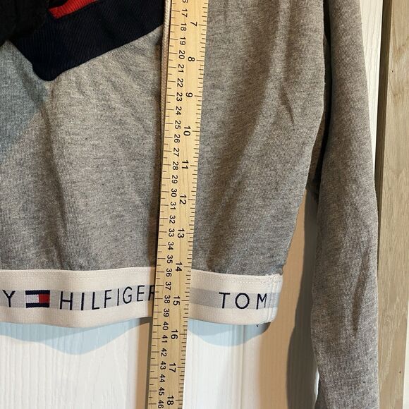 Tommy Hilfiger Varsity Cropped Logo Lounge Athleisure Hoodie Sweatshirt Size Sm - Picture 10 of 11
